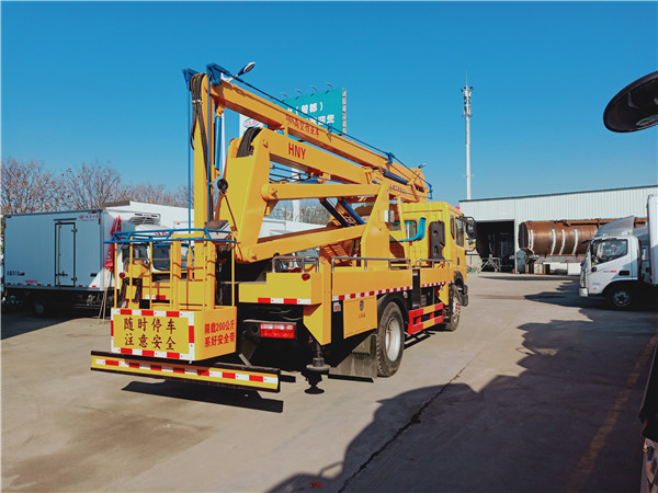 東風(fēng)26米高空作業(yè)車