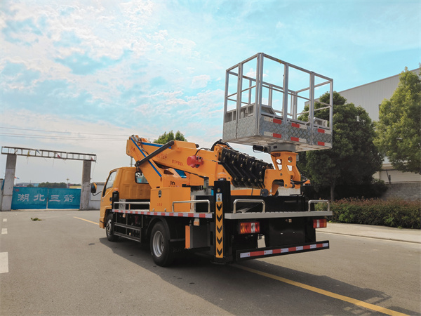 黃牌 國六 江鈴34米高 空 作 業 車